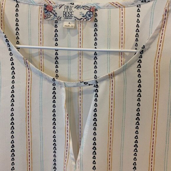 Pink Rose Blouse  - Picture 3 of 4